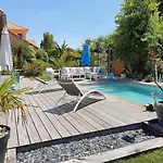 Βίλα La Baule Charmante Avec Piscine Proche La Celle-sous-Gouzon