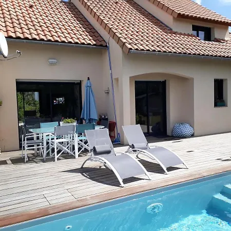 Βίλα La Baule Charmante Avec Piscine Proche La Celle-sous-Gouzon